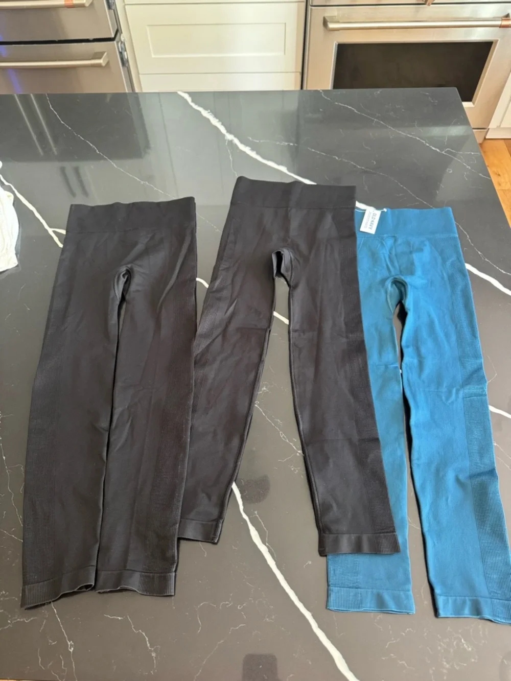 Kids Seamless High-Waist Leggings - Black & Teal
